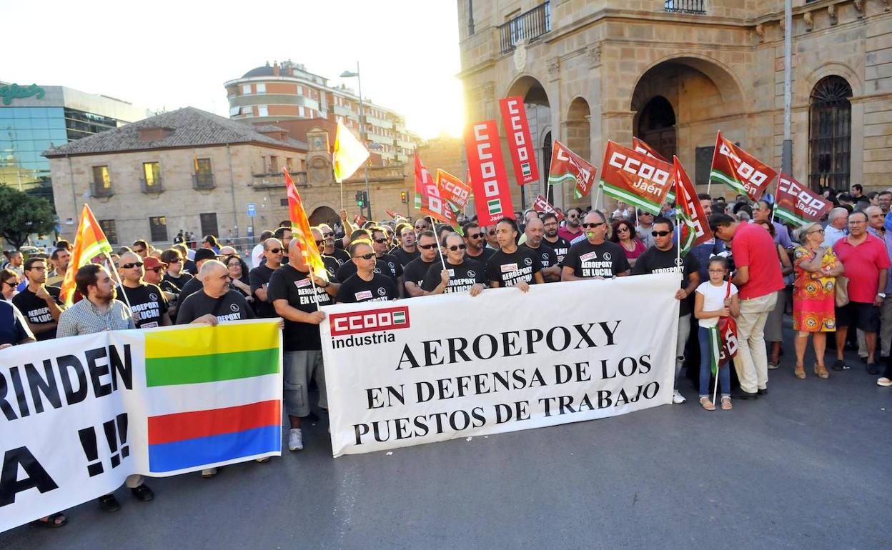 Fotografía de archivo de extrabajadores de la antigua Aeroepoxy en una de sus manifestaciones. 