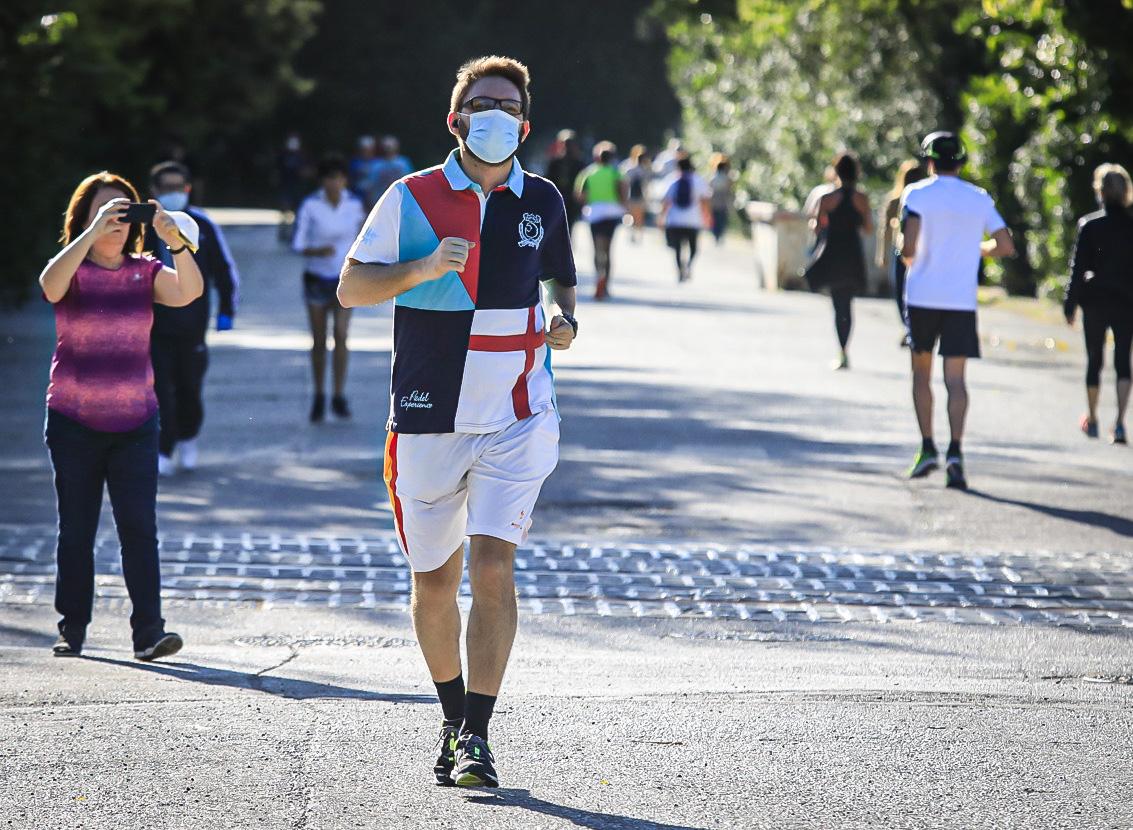 Este sábado ya se permite la actividad deportiva y se está dejando notar (y mucho) por toda la capital