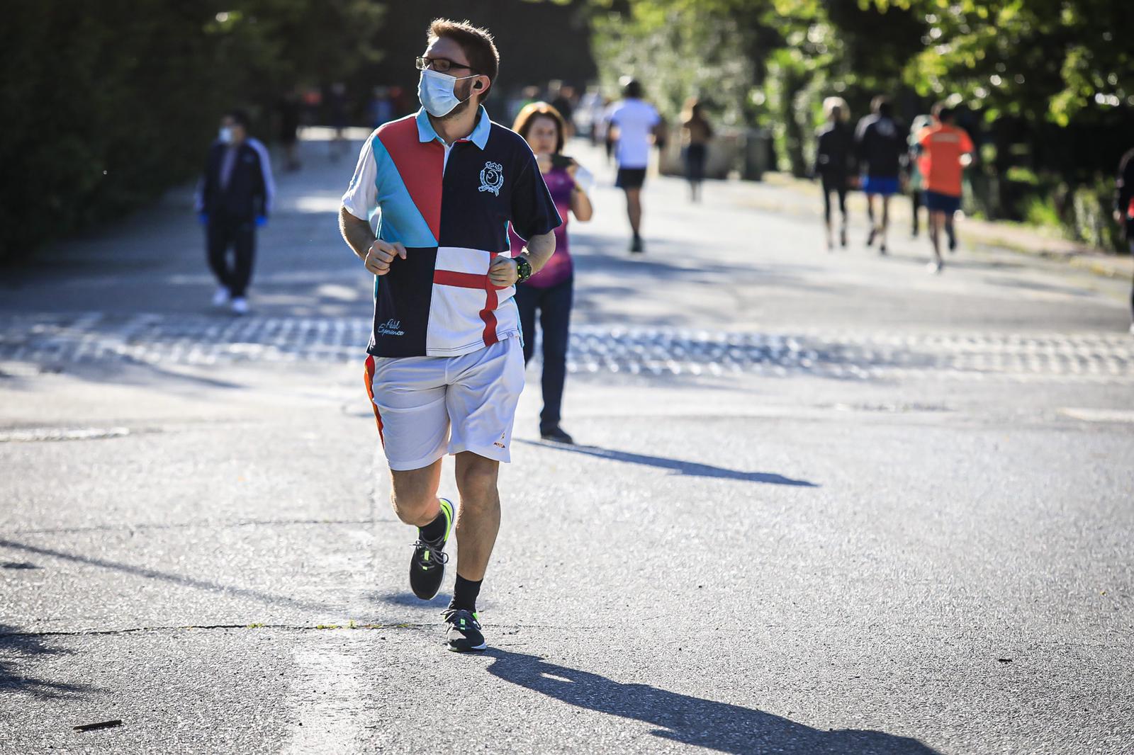 Este sábado ya se permite la actividad deportiva y se está dejando notar (y mucho) por toda la capital