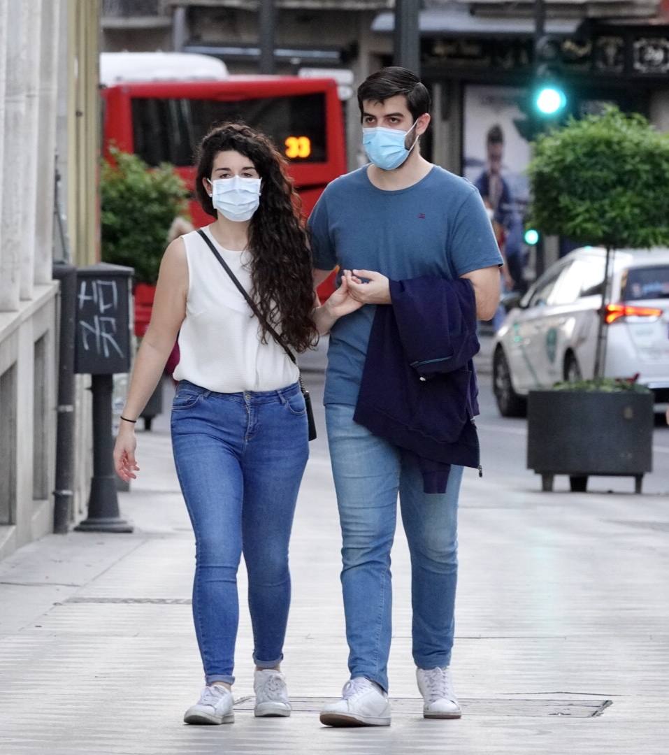 Este lunes marca un antes y un después en la desescalada en la ciudad, con la reapertura de algunos comercios, junto con la ya iniciada salida a la calle por horarios