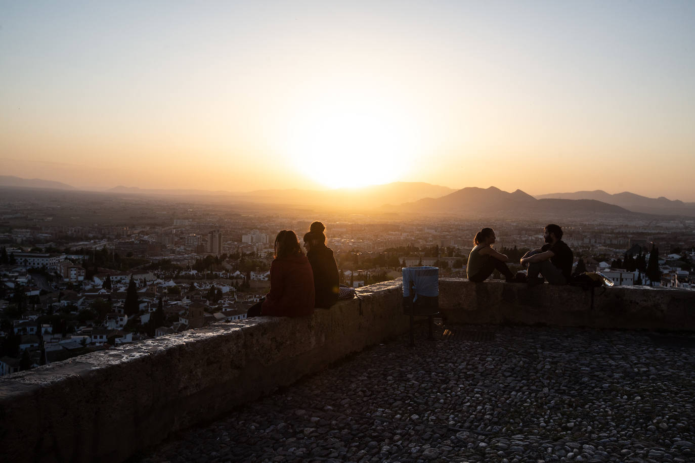 Fotos: El Albaicín, tras las ocho de la tarde