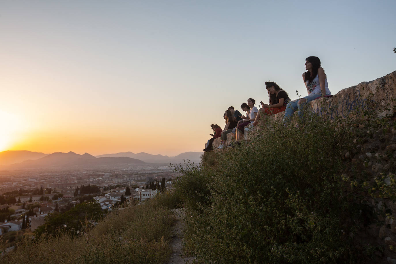 Fotos: El Albaicín, tras las ocho de la tarde