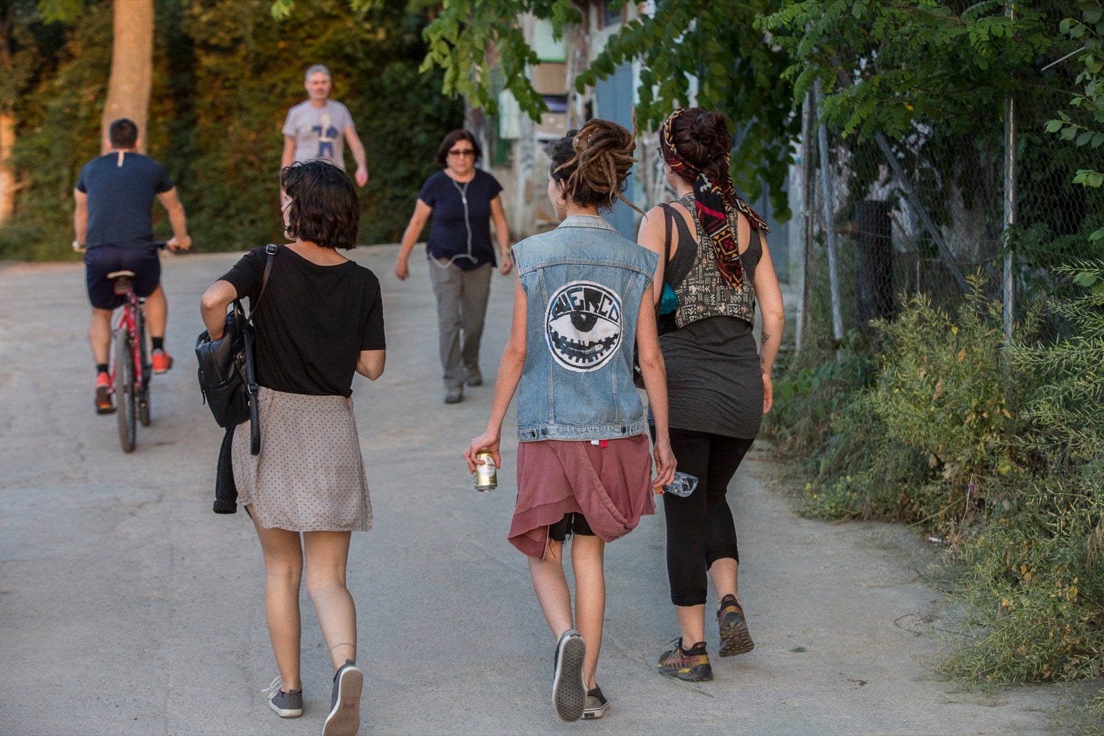 Las calles van notando cada vez más afluencia con las salidas permitidas dentro de la desescalada