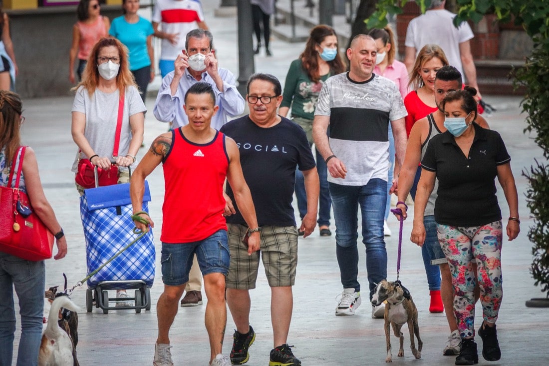 Las calles van notando cada vez más afluencia con las salidas permitidas dentro de la desescalada