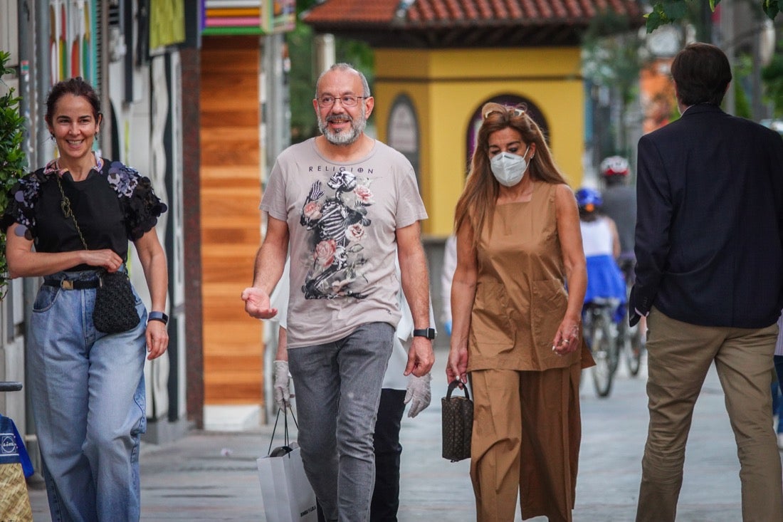 Las calles van notando cada vez más afluencia con las salidas permitidas dentro de la desescalada