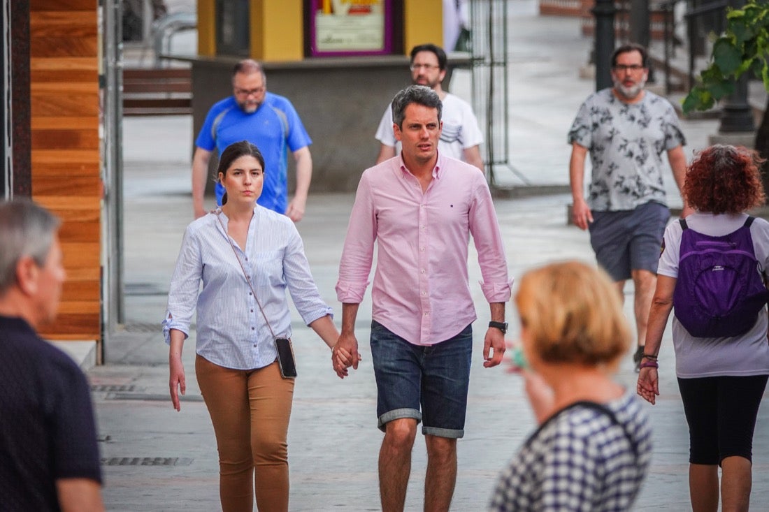 Las calles van notando cada vez más afluencia con las salidas permitidas dentro de la desescalada