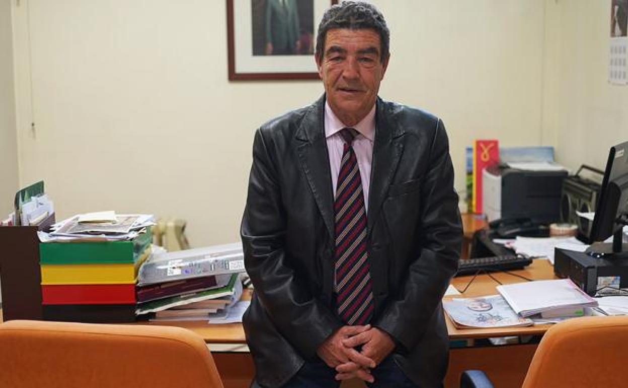 La receta del juez Calatayud a los chavales: «Aguantaformo para que no expandan el coronavirus al darse el lote»