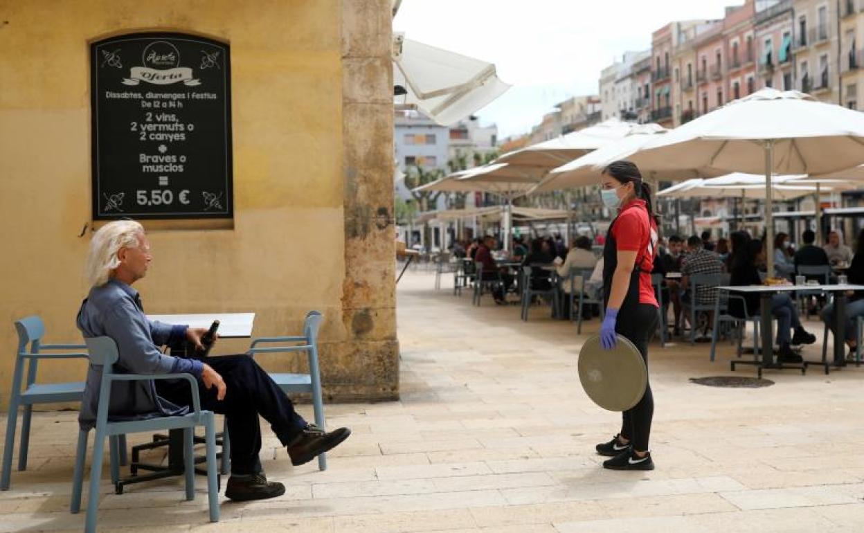 Andalucía crea su propio certificado gratuito de seguridad en bares y restaurantes