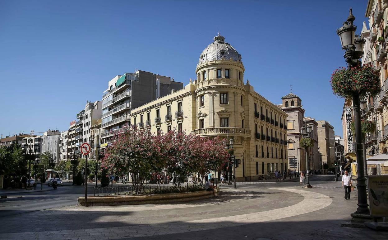 Puerta Real. Foto de archivo