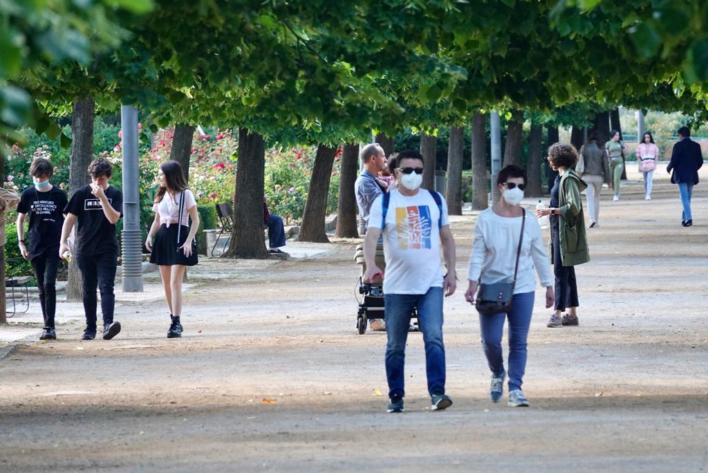 Fotos: Los granadinos disfrutan de los parques