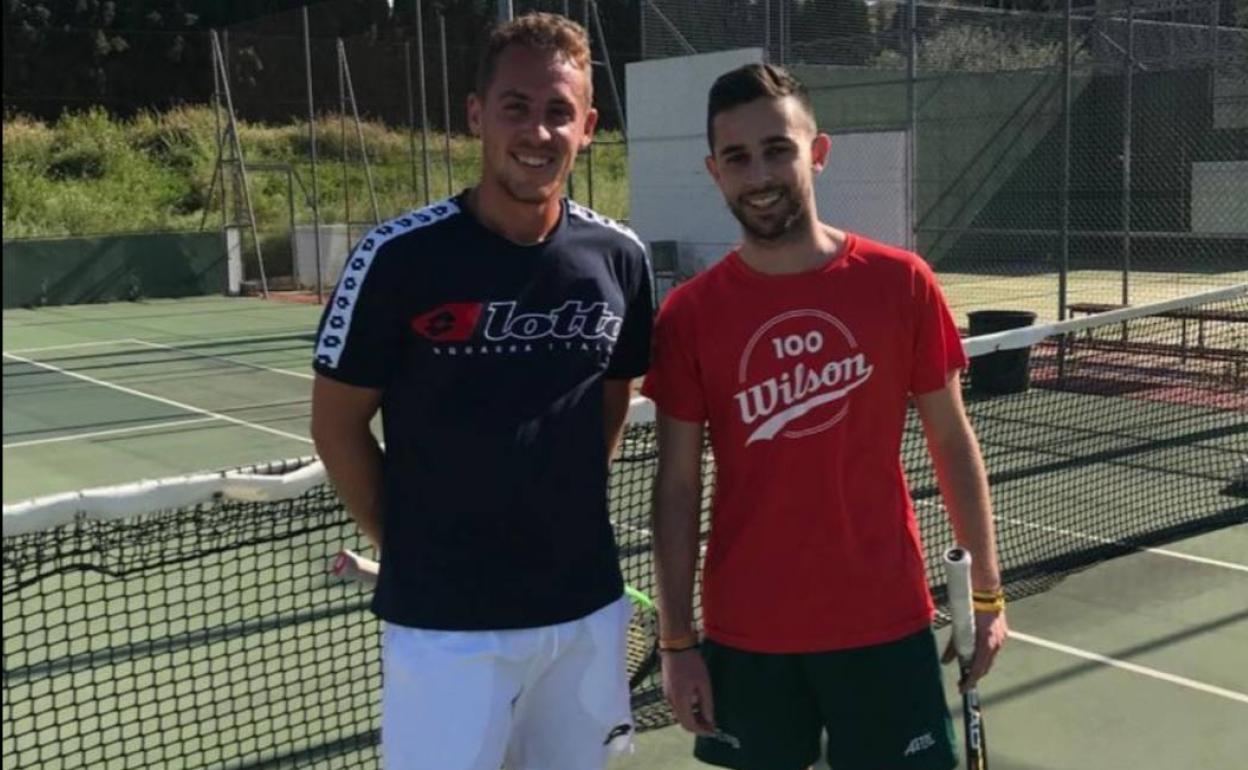 Roberto Carballés, ayer en las instalaciones del club deportivo Garros. 