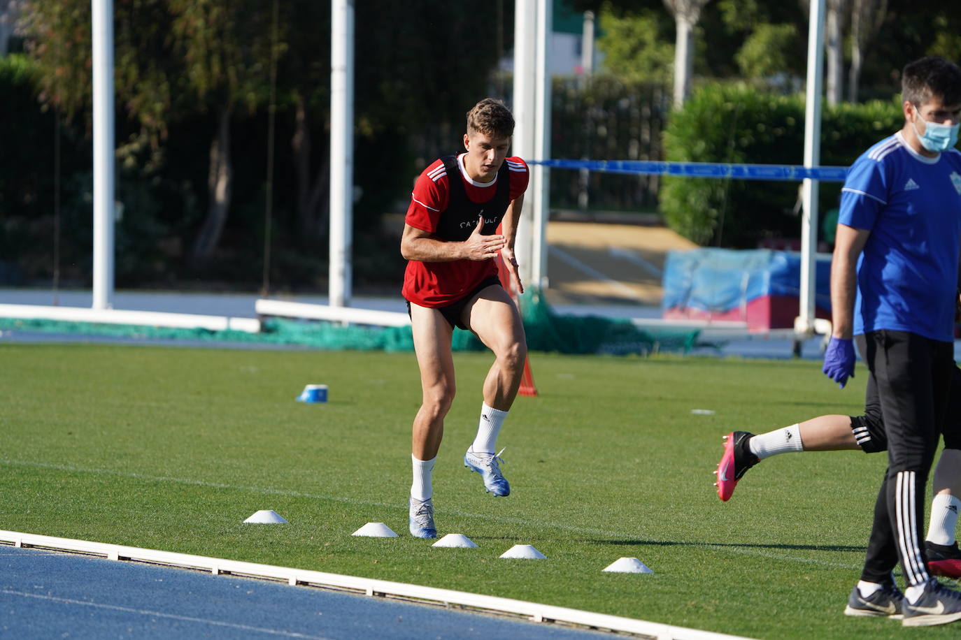 Fotos: La UD Almería entrena en sábado