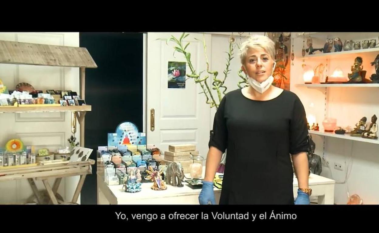 Cúllar Vega graba un vídeo para animar a los vecinos a comprar en el comercio local
