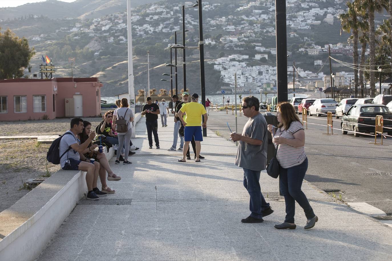 Muchos granadinos han decidido volver a sus segundas residencias aprovechando el buen tiempo