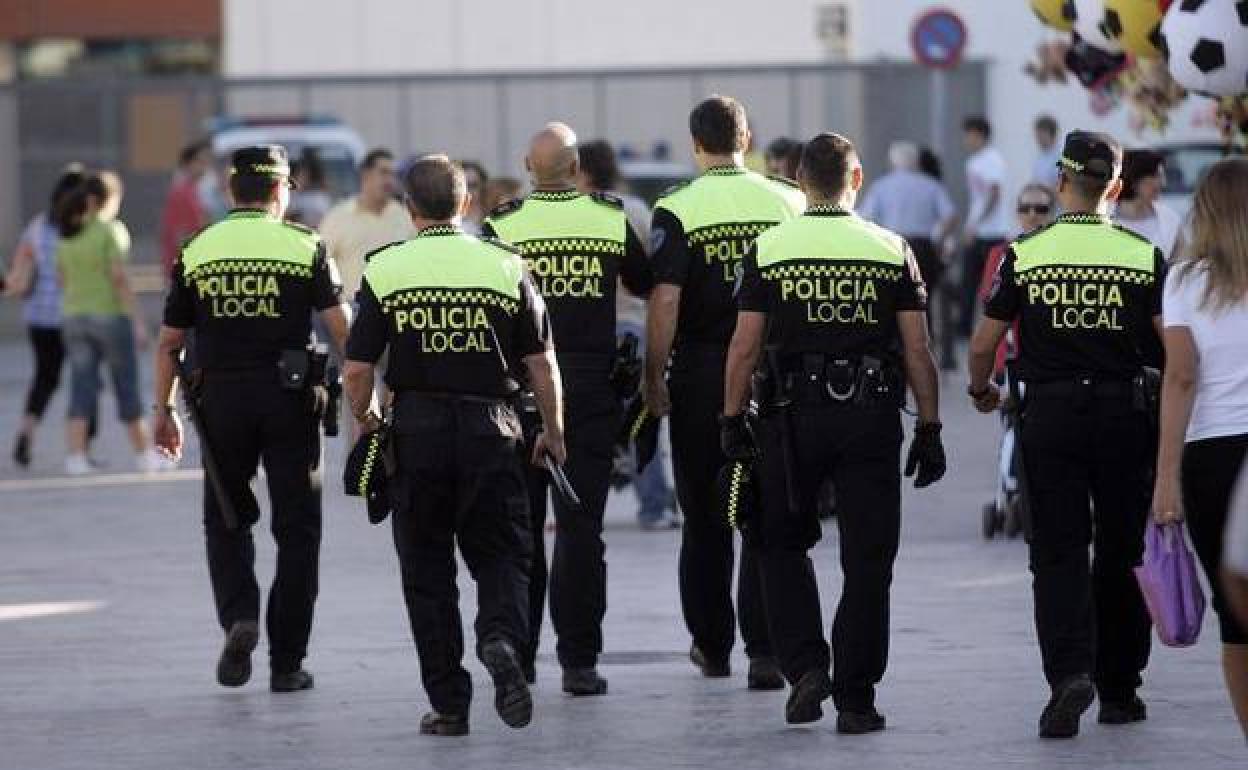 Oposiciones a Policía Local en Granada: El Ayuntamiento reanuda el proceso selectivo