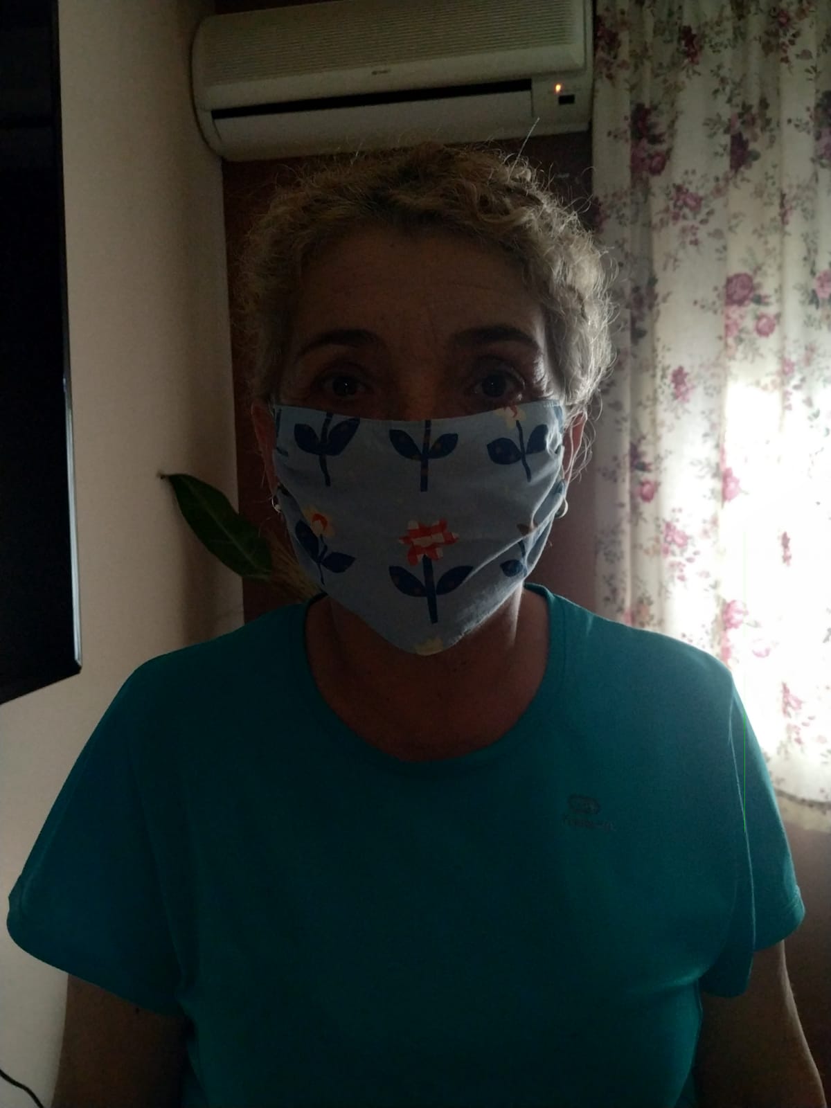 Cientos de mujeres de la provincia han aportado su granito para ayudar en la crisis sanitaria