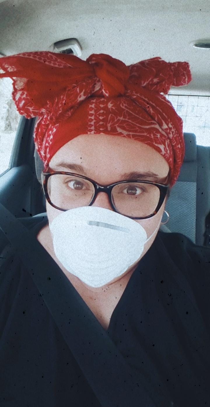 Cientos de mujeres de la provincia han aportado su granito para ayudar en la crisis sanitaria