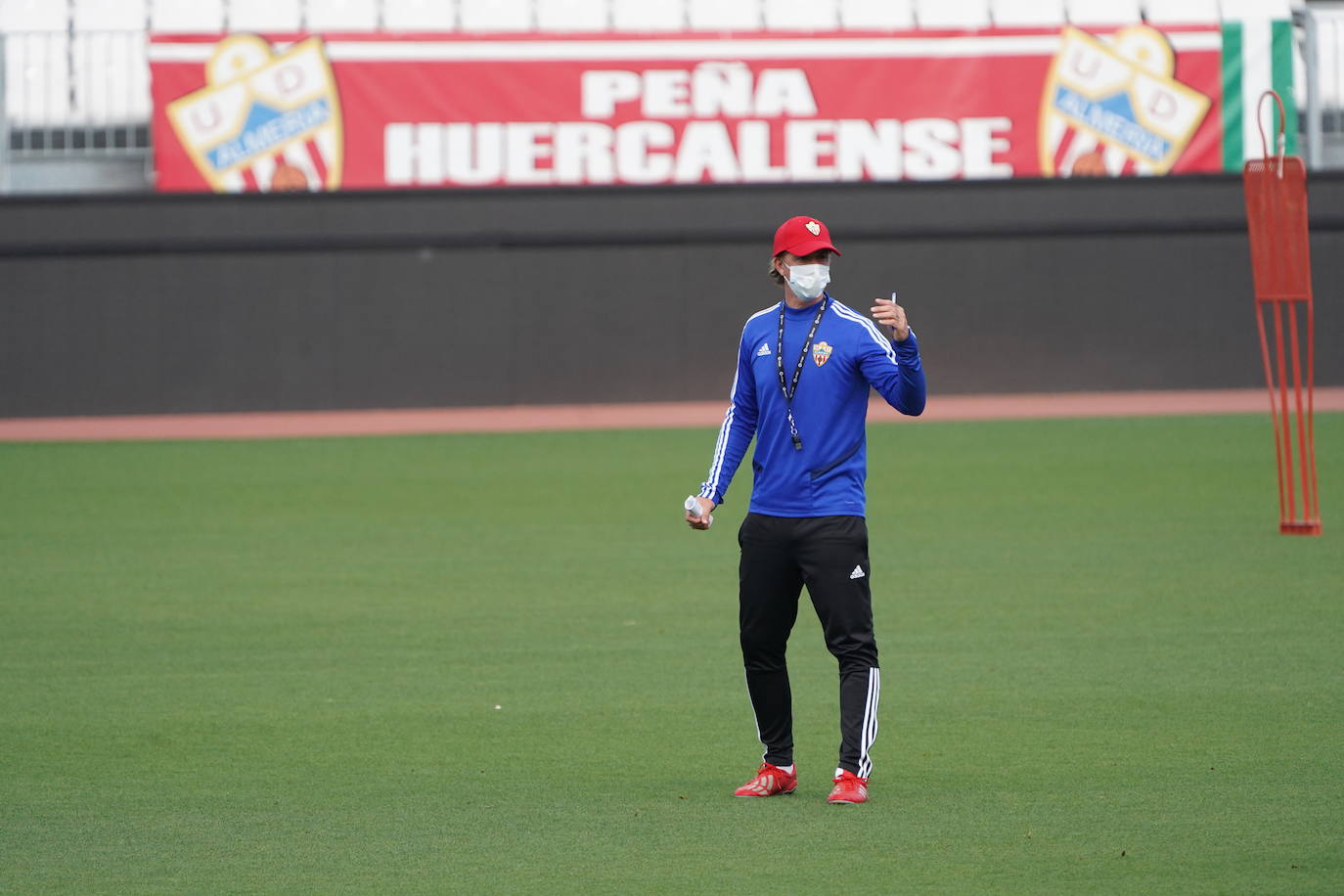 El equipo rojiblanco comienza a preparar el partido de la vuelta a la actividad con un grupo de 29 jugadores