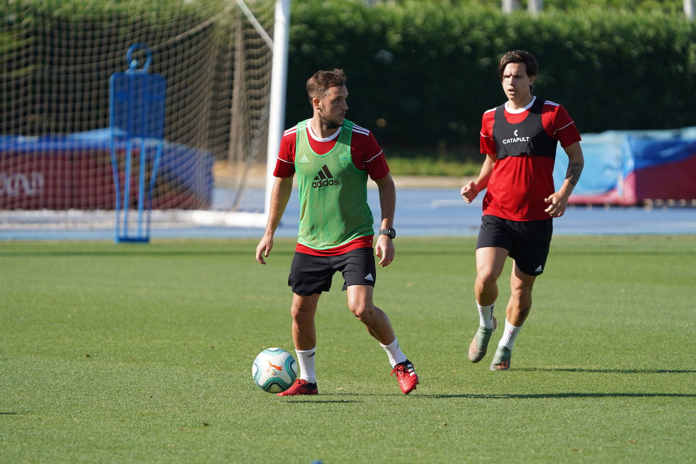 Fotos: El Almería prosigue sus entrenamientos