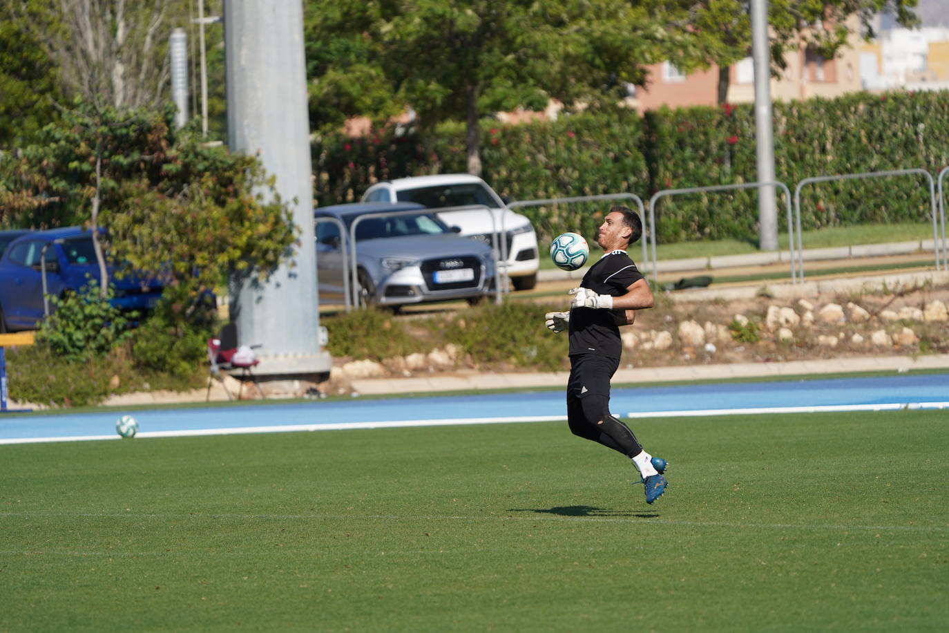 Fotos: El Almería prosigue sus entrenamientos