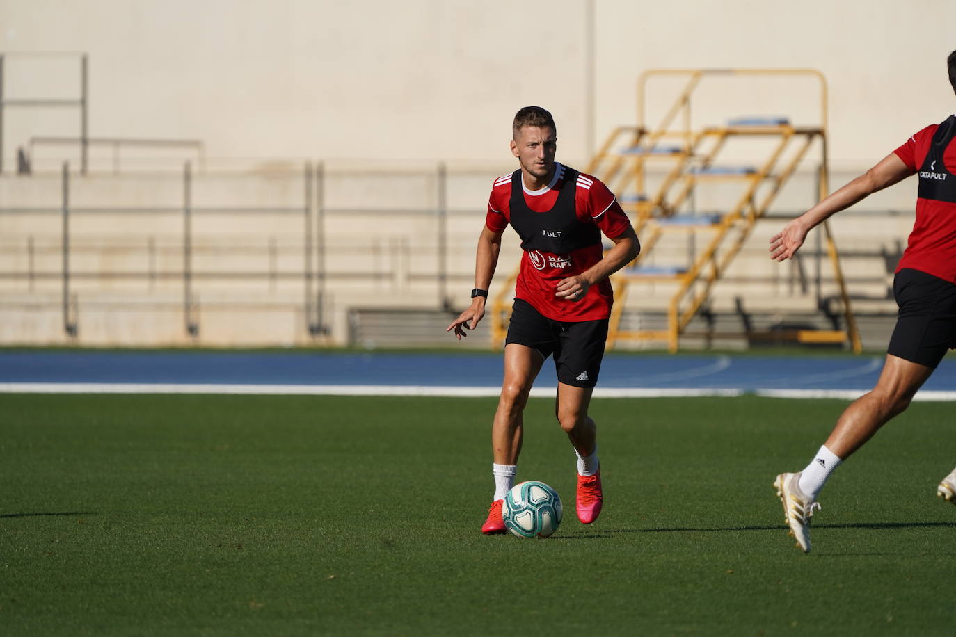 Fotos: El Almería ensaya su estrategia