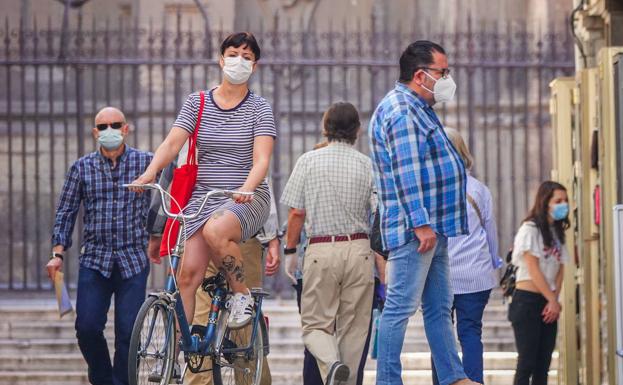 Coronavirus | Granada sortea la regla de los 14 días de cuarentena y pasará el lunes a la fase 3