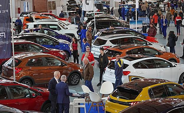 Las ayudas de hasta 5.500 euros que prepara el Gobierno para la compra de coches