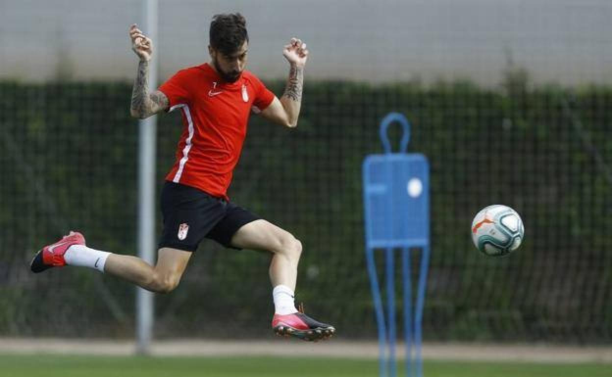 Álvaro Vadillo no ha entrado finalmente en la convocatoria. 