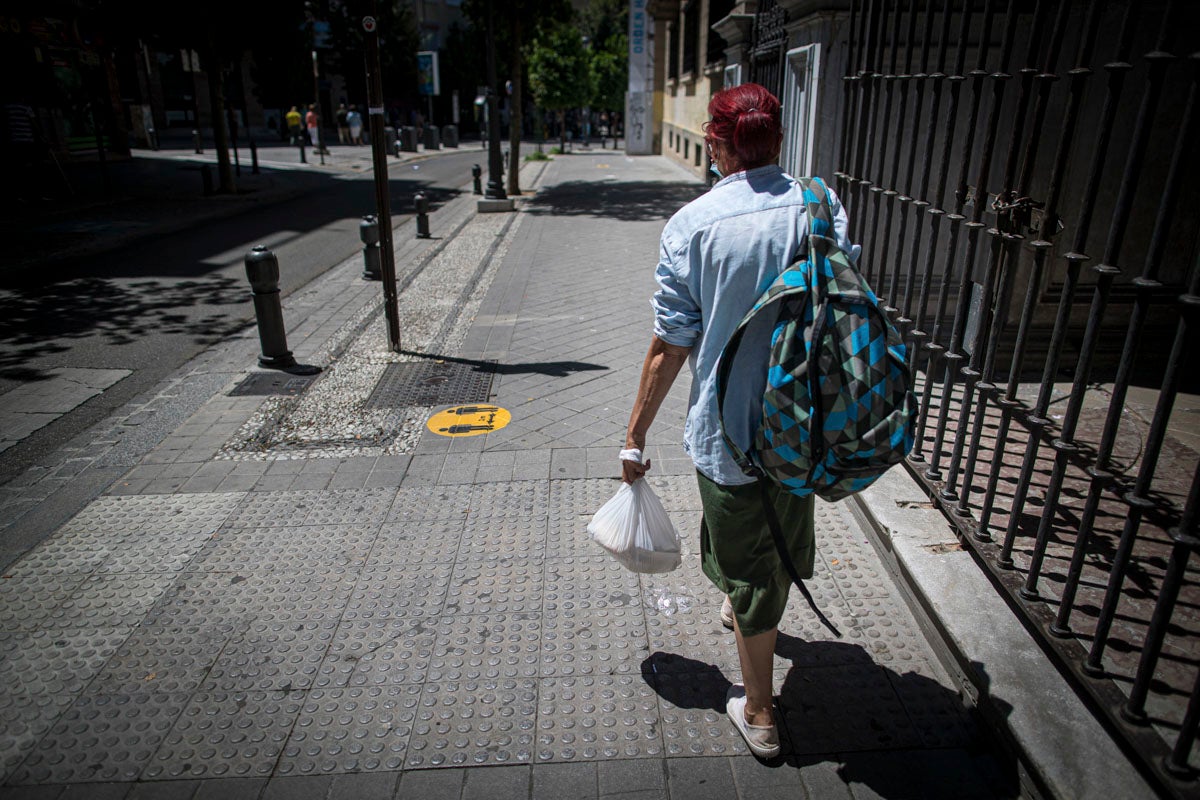 La cuarentena ha visibilizado el problema que tiene Granada con las personas sin techo