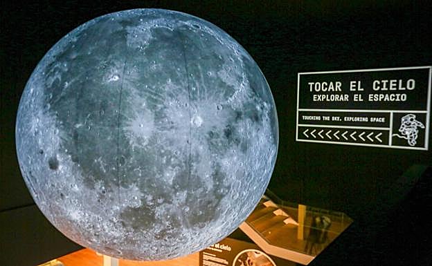 Imagen principal - El Parque de las Ciencias de Granada contraataca: la conquista del espacio