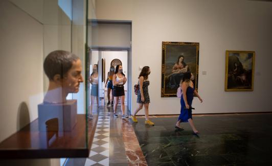 Grupo de amigas, ayer en el Museo de Bellas Artes.