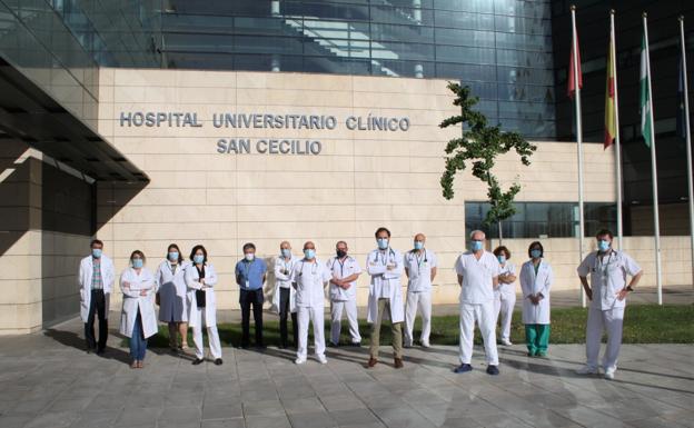 Equipo multidisciplinar del hospital San Cecilio que ha investigado sobre el uso de corticoides en enfermos graves de coronavirus.