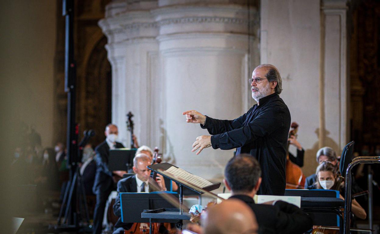 Andrea Marcon, en un momento del concierto de anoche.