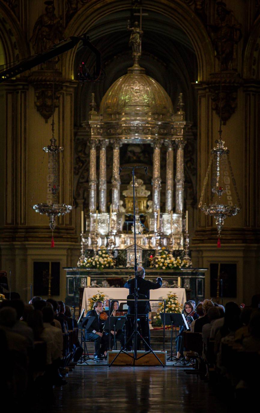 El Festival de Música y Danza se abre con el 'Réquiem' de Mozart en un concierto que muestra la 'nueva normalidad' cultural