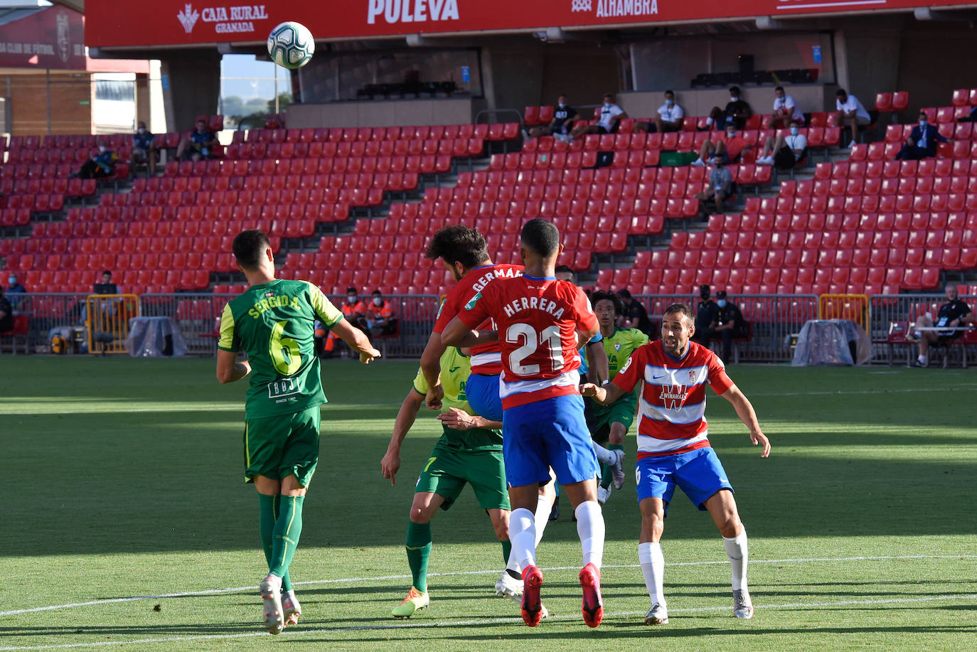 Los de Diego Martínez alcanzarían su primer gran objetivo a falta de seis jornadas