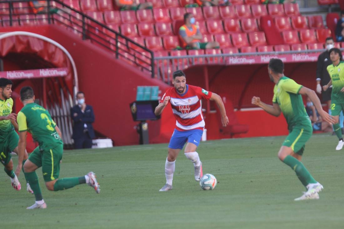 Los de Diego Martínez alcanzarían su primer gran objetivo a falta de seis jornadas