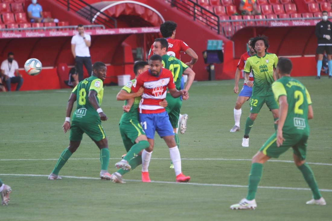 Los de Diego Martínez alcanzarían su primer gran objetivo a falta de seis jornadas