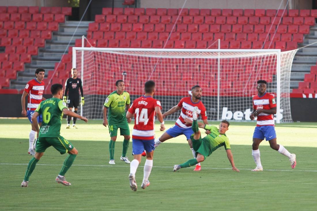 Los de Diego Martínez alcanzarían su primer gran objetivo a falta de seis jornadas