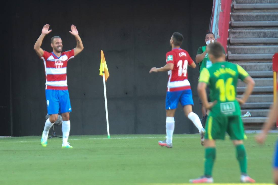 Los de Diego Martínez alcanzarían su primer gran objetivo a falta de seis jornadas