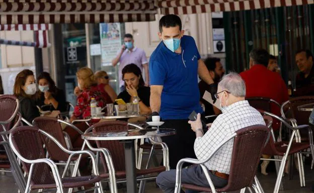 ¿Dónde debemos guardar las mascarillas cuando no las estamos usando?