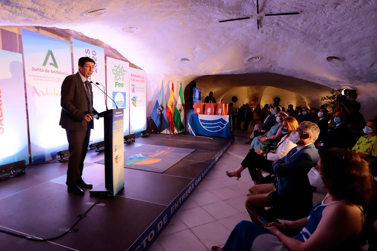 Marín apunta al récord de Banderas Azules en las playas andaluzas como otra marca de la excelencia del destino