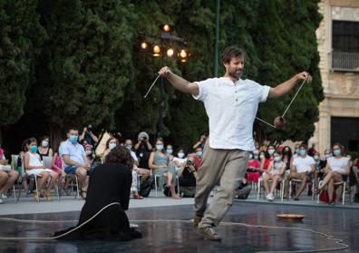 Imagen secundaria 1 - Magia en el Palacio de los Córdova en el marco del FEX.