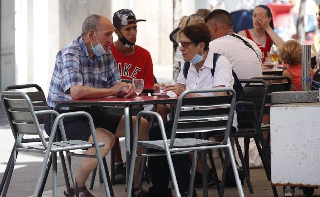 Sanidad advierte que buena parte de los contagiados son por gente conocida