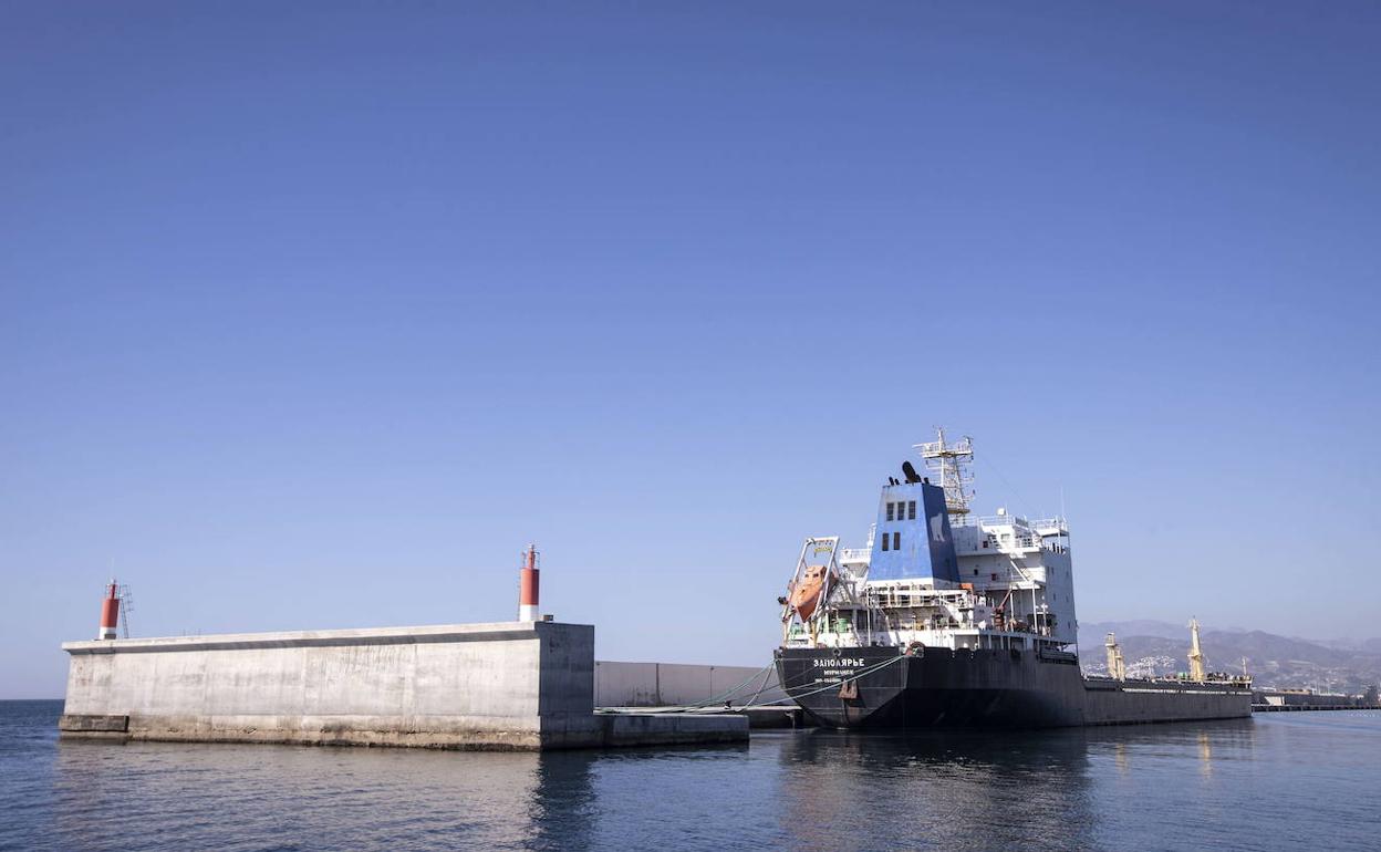 Buscan a dos hombres de Marbella que salieron a pescar desde Motril (Granada)