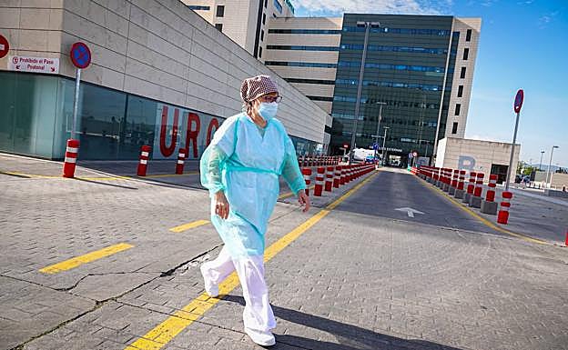 Granada suma cuatro nuevos brotes en un solo día, uno de ellos en una autoescuela