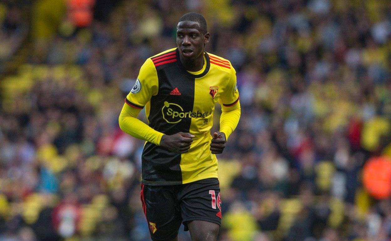 Doucouré, que dejó un gran recuerdo en su efímero paso por Los Cármenes, desciende con el Watford. 