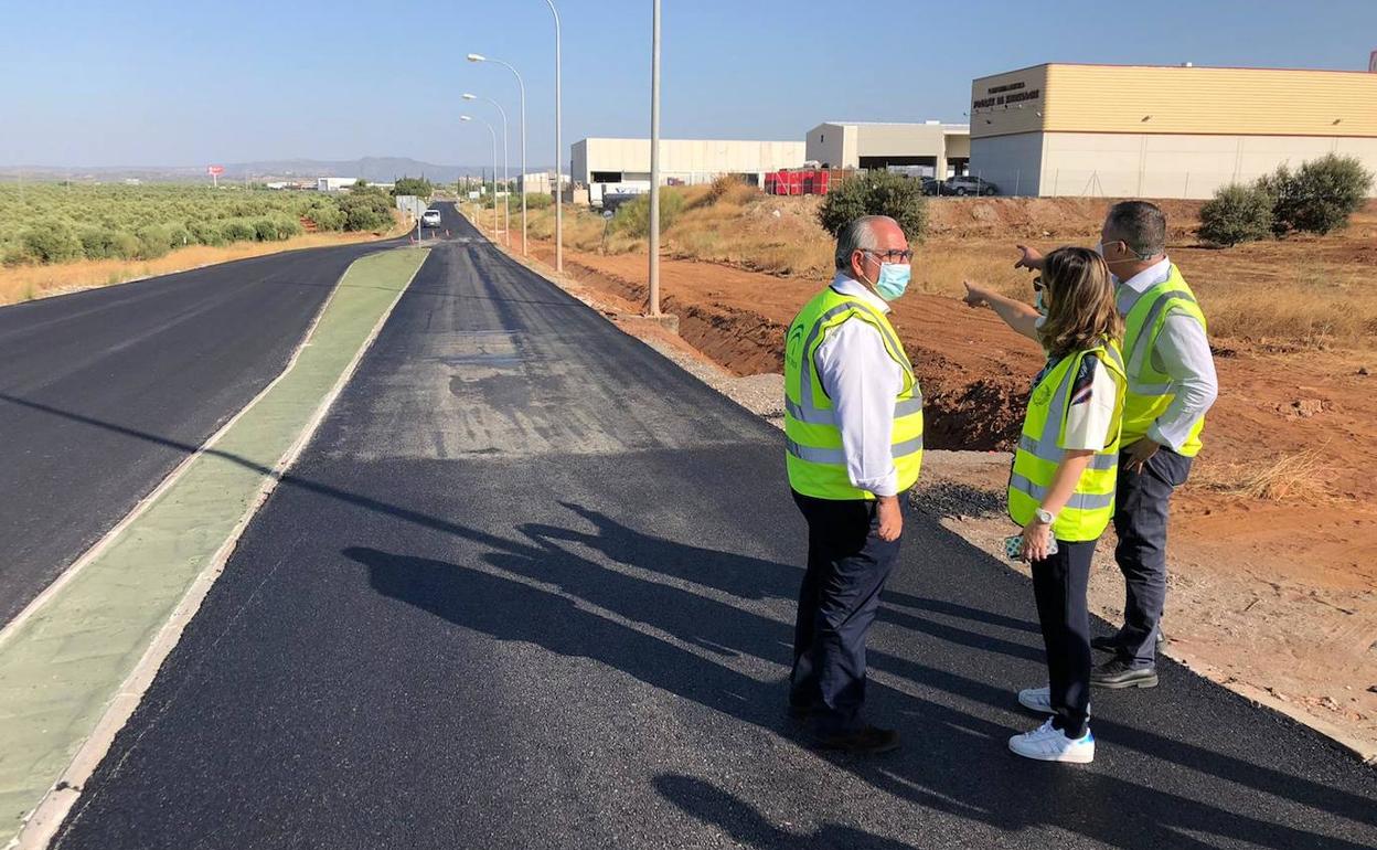 Visita del delegado territorial de Fomento en Jaén a las obras. 