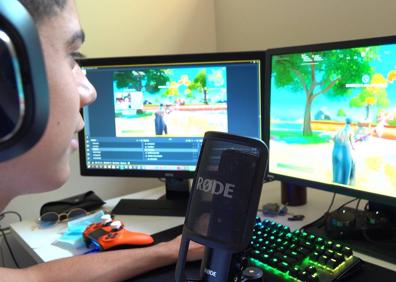 Imagen secundaria 1 - El granadino que batió el récord mundial de &#039;Fornite&#039; después de Selectividad: 200 horas sin parar