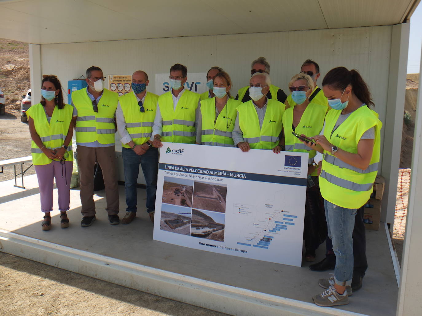 Visita a las obras del AVE entre Níjar y la capital, en donde los tajos comienzan ya con importantes obras civiles para el tendido de viaductos y la ejecución de pasos inferiores y vías de desagüe. 
