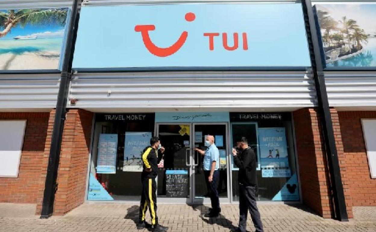 TUI amplía la suspensión de sus paquetes vacacionales a España y sus islas